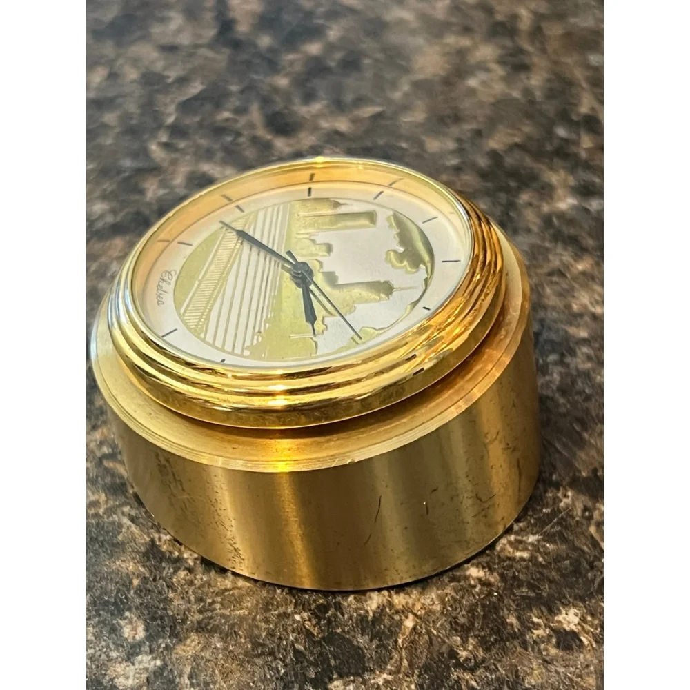 RARE Chelsea Boston Esplanade Waterfall Paperweight Clock